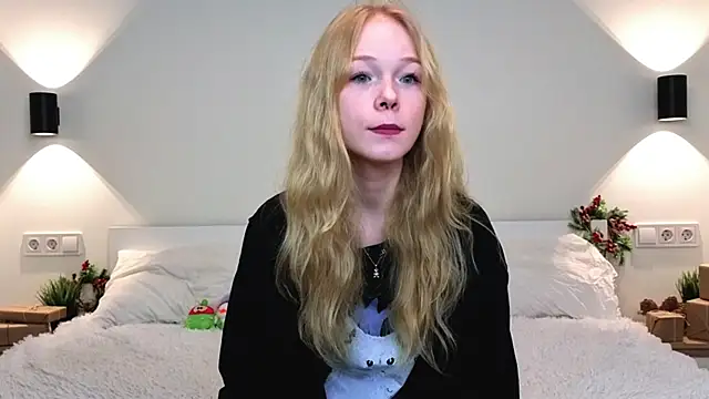 GhisllaineWestler online show from February 8, 2026, 4:32 am