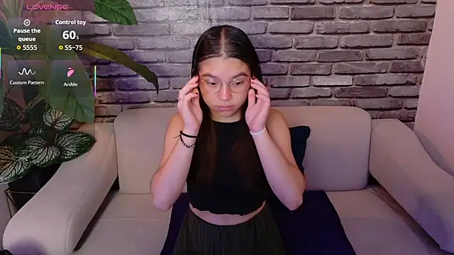 Snapshot of laurent_scott chatting on December 19, 2025, 11:45 am laurent scott online show from December 19, 2025, 11:45 am