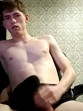 FreeRich online show from December 3, 2025, 1:39 am