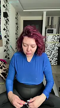 Snapshot of MurrbyAliceMoore chatting on December 18, 2025, 2:27 am MurrbyAliceMoore online show from December 18, 2025, 2:27 am