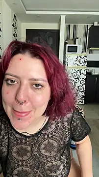 Snapshot of MurrbyAliceMoore chatting on December 4, 2025, 10:20 pm MurrbyAliceMoore online show from December 4, 2025, 10:20 pm