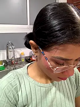 AnitaDuque online show from December 14, 2025, 12:50 am