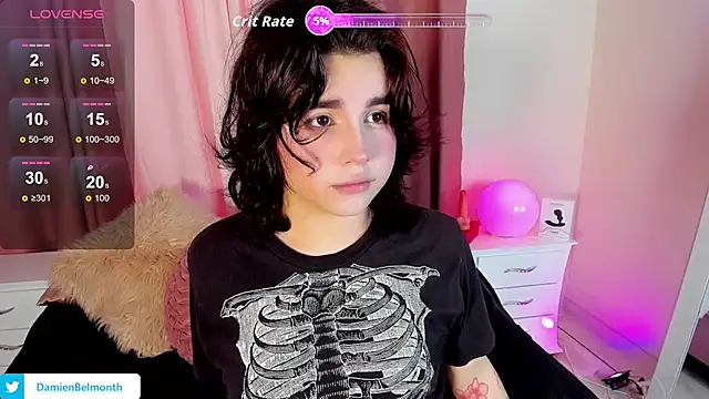 daniellesins2 online show from December 4, 2025, 8:08 pm