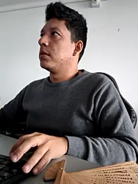 KairoStormX online show from December 22, 2025, 3:23 pm