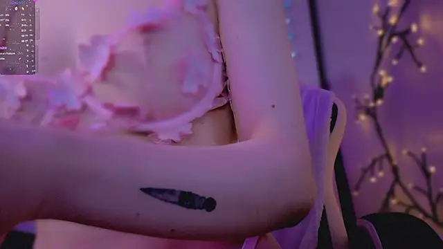 SapphireEve online show from March 20, 2026, 9:38 pm