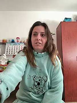 Snapshot of Sareyxon chatting on April 3, 2026, 8:10 am Sareyxon online show from April 3, 2026, 8:10 am