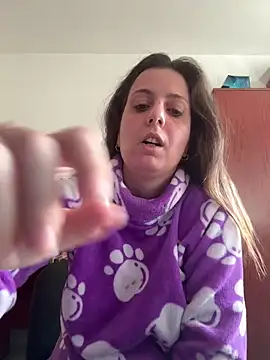 Snapshot of Sareyxon chatting on March 23, 2026, 8:47 am Sareyxon online show from March 23, 2026, 8:47 am