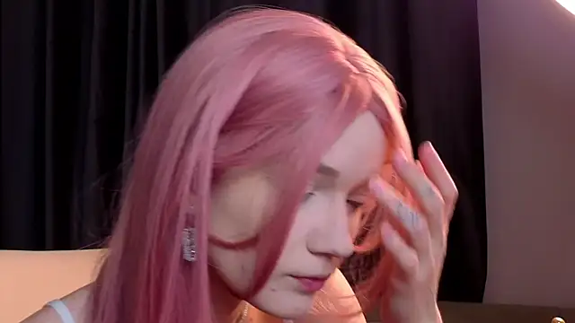 Kitty smalltits online show from January 13, 2026, 4:27 am