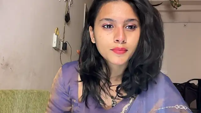 Piyyuu online show from April 17, 2026, 5:05 pm