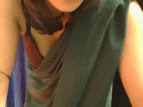 Snapshot of Piyyuu chatting on January 11, 2026, 6:15 pm Piyyuu online show from January 11, 2026, 6:15 pm