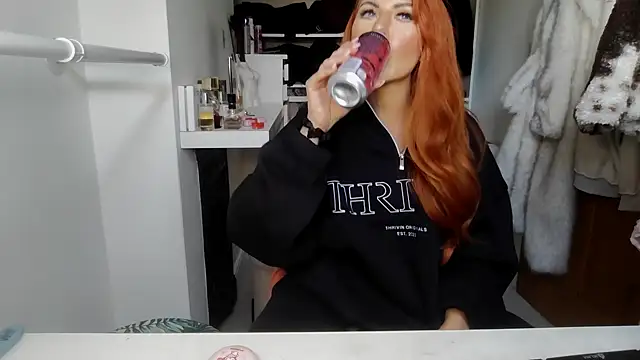 Emberreignedit online show from February 16, 2026, 3:32 pm