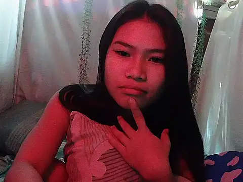 Allysonxx05 online show from December 2, 2025, 1:28 am