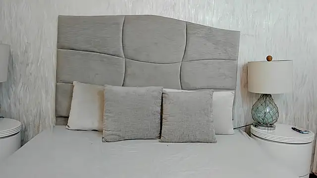 Snapshot of Naomii_BDSM chatting on February 17, 2026, 1:52 pm Naomii BDSM online show from February 17, 2026, 1:52 pm