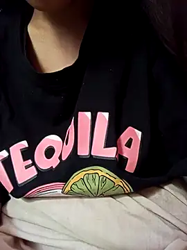 Snapshot of Nila-islam chatting on February 10, 2026, 6:01 am Nila-islam online show from February 10, 2026, 6:01 am