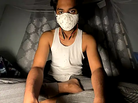 Snapshot of hunterboy2001 chatting on December 2, 2025, 4:52 pm hunterboy2001 online show from December 2, 2025, 4:52 pm