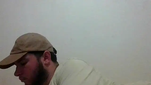 Snapshot of zeraxlr chatting on June 21, 2026, 8:47 pm zeraxlr online show from June 21, 2026, 8:47 pm