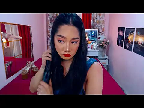 UrScreenGoddess online show from June 9, 2026, 1:39 am