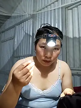 Evelyn-n online show from March 30, 2026, 1:45 pm