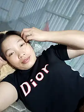 Evelyn-n online show from April 2, 2026, 5:30 pm