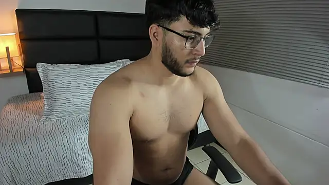 mike foxxx  online show from January 8, 2026, 1:06 pm