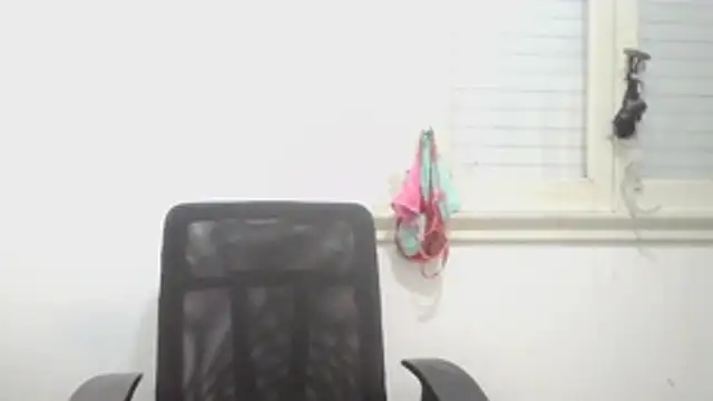 Snapshot of Darkytah chatting on January 19, 2026, 1:48 pm Darkytah online show from January 19, 2026, 1:48 pm