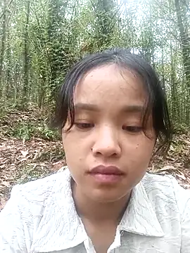 Pretty-haert online show from December 4, 2025, 1:37 am