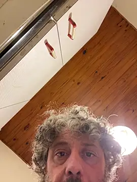 Petebulimia online show from April 5, 2026, 11:33 pm