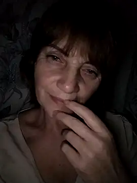 Snapshot of MichelleLove48 chatting on December 14, 2025, 7:52 pm MichelleLove48 online show from December 14, 2025, 7:52 pm