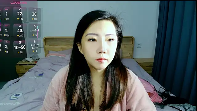 Snapshot of chenanni-01 chatting on December 22, 2025, 1:00 pm chenanni-01 online show from December 22, 2025, 1:00 pm