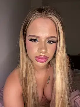 Danielaa 2005 online show from February 13, 2026, 5:13 pm