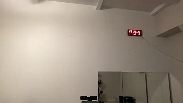 Snapshot of HosanaKim chatting on February 13, 2026, 2:33 am HosanaKim online show from February 13, 2026, 2:33 am