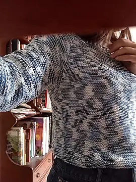 gatitachula93 online show from March 24, 2026, 1:22 pm