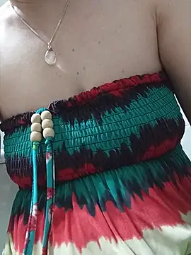 gatitachula93 online show from July 13, 2026, 9:25 pm