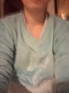 Snapshot of gatitachula93 chatting on February 1, 2026, 7:23 pm gatitachula93 online show from February 1, 2026, 7:23 pm