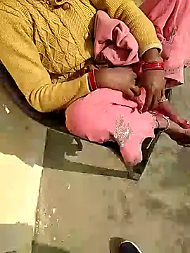 Snapshot of Hot_couple96 chatting on December 2, 2025, 4:25 am Hot couple96 online show from December 2, 2025, 4:25 am