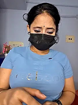 Hot-Haney77 online show from January 13, 2026, 4:22 pm