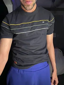 fitboy xxx online show from February 15, 2026, 7:24 pm