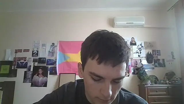 leo cutie online show from February 14, 2026, 10:15 am