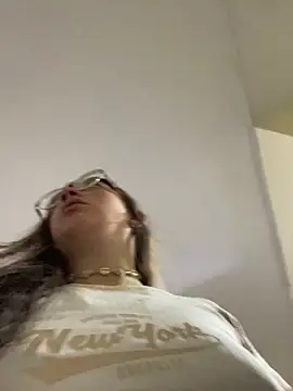 Snapshot of Engell_fire chatting on January 10, 2026, 11:16 am Engell fire online show from January 10, 2026, 11:16 am