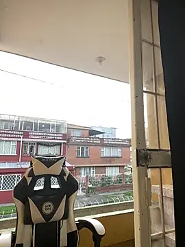 Snapshot of Engell_fire chatting on December 18, 2025, 11:14 am Engell fire online show from December 18, 2025, 11:14 am