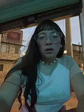 Snapshot of Engell_fire chatting on January 13, 2026, 11:19 pm Engell fire online show from January 13, 2026, 11:19 pm