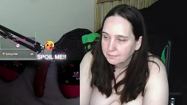 msgamergirl69 online show from April 18, 2026, 6:05 am