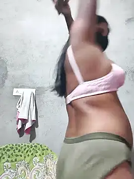 Curvy Chaaya online show from January 9, 2026, 4:52 am