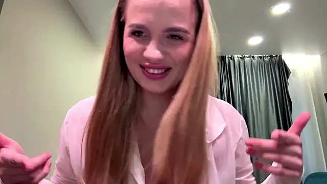 ShirlStyer online show from December 17, 2025, 11:37 am