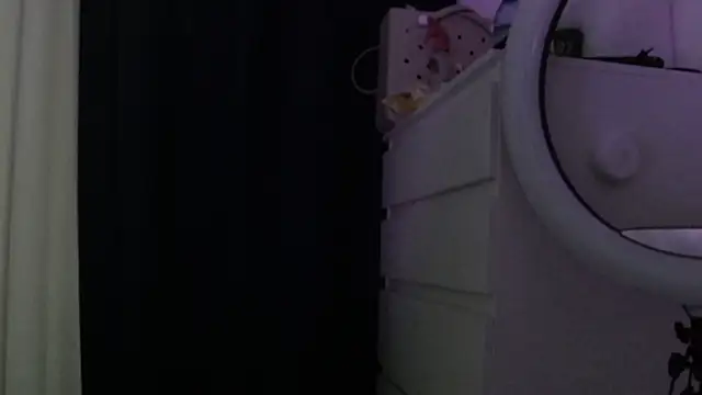 Snapshot of LucyRayy chatting on February 12, 2026, 7:57 pm LucyRayy online show from February 12, 2026, 7:57 pm