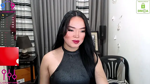 Snapshot of Fantacyloverr chatting on May 7, 2026, 1:43 am Fantacyloverr online show from May 7, 2026, 1:43 am