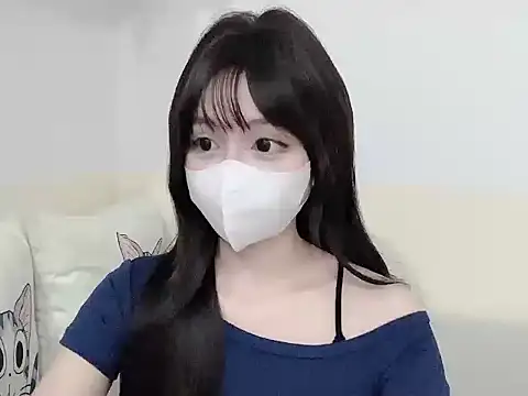 Yuyu-baobei online show from June 10, 2026, 1:45 pm