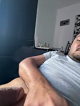 Snapshot of Samcan3 chatting on April 13, 2026, 11:47 am Samcan3 online show from April 13, 2026, 11:47 am