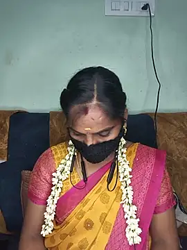 Snapshot of Tamil_Pallavi chatting on July 29, 2026, 6:51 pm Tamil Pallavi online show from July 29, 2026, 6:51 pm