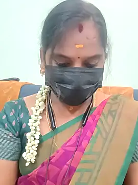 Snapshot of Tamil_Pallavi chatting on February 6, 2026, 5:42 pm Tamil Pallavi online show from February 6, 2026, 5:42 pm